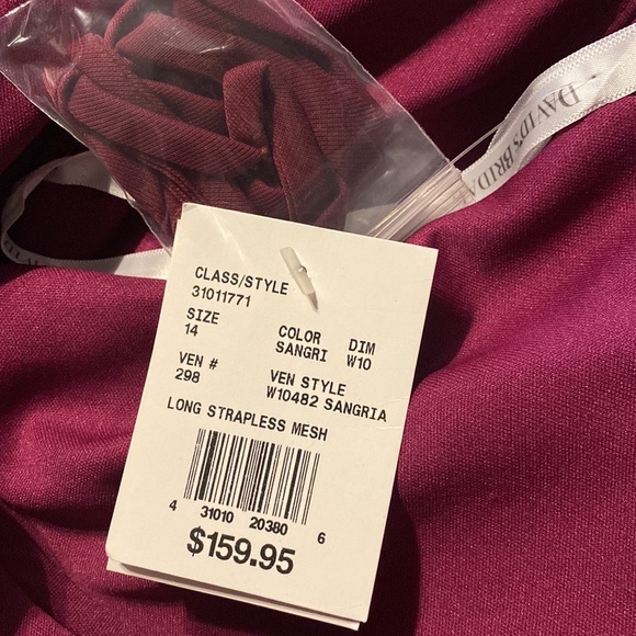 Nwt:
DAVID'S BRIDAL
long strapless mesh dress with side draping💎 - Picture 14 of 14